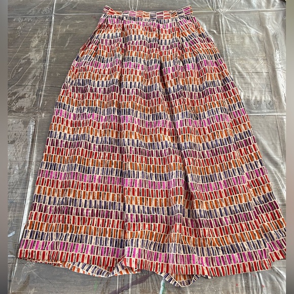 CHRISTIAN DIOR 100% silk skirt